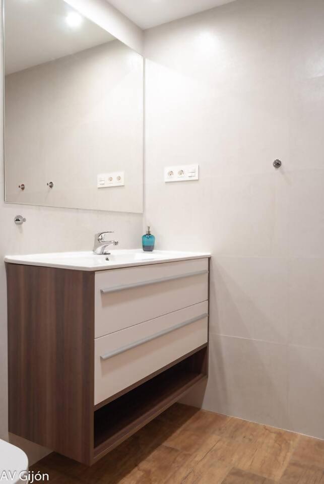 Appartamento Av Begona 4 Centro Gijón Esterno foto